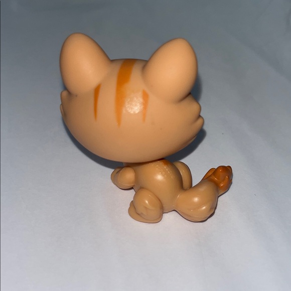 Authentic Littlest Pet Shop LPS Kitten Cat #649 - Picture 2 of 4